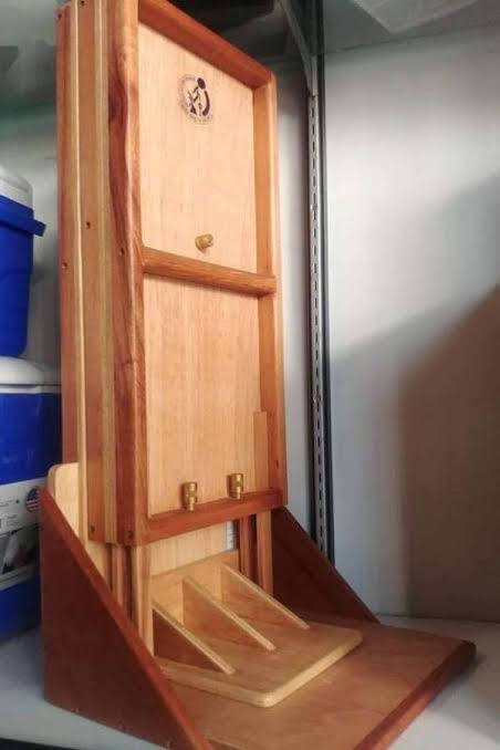 TALLIMETRO MÓVIL PARA NIÑOS Y NIÑAS MENORES DE CINCO AÑOS - 132CM