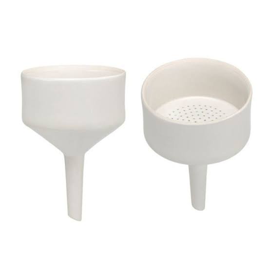 EMBUDO BUCHNER DE PORCELANA DE 150 MM